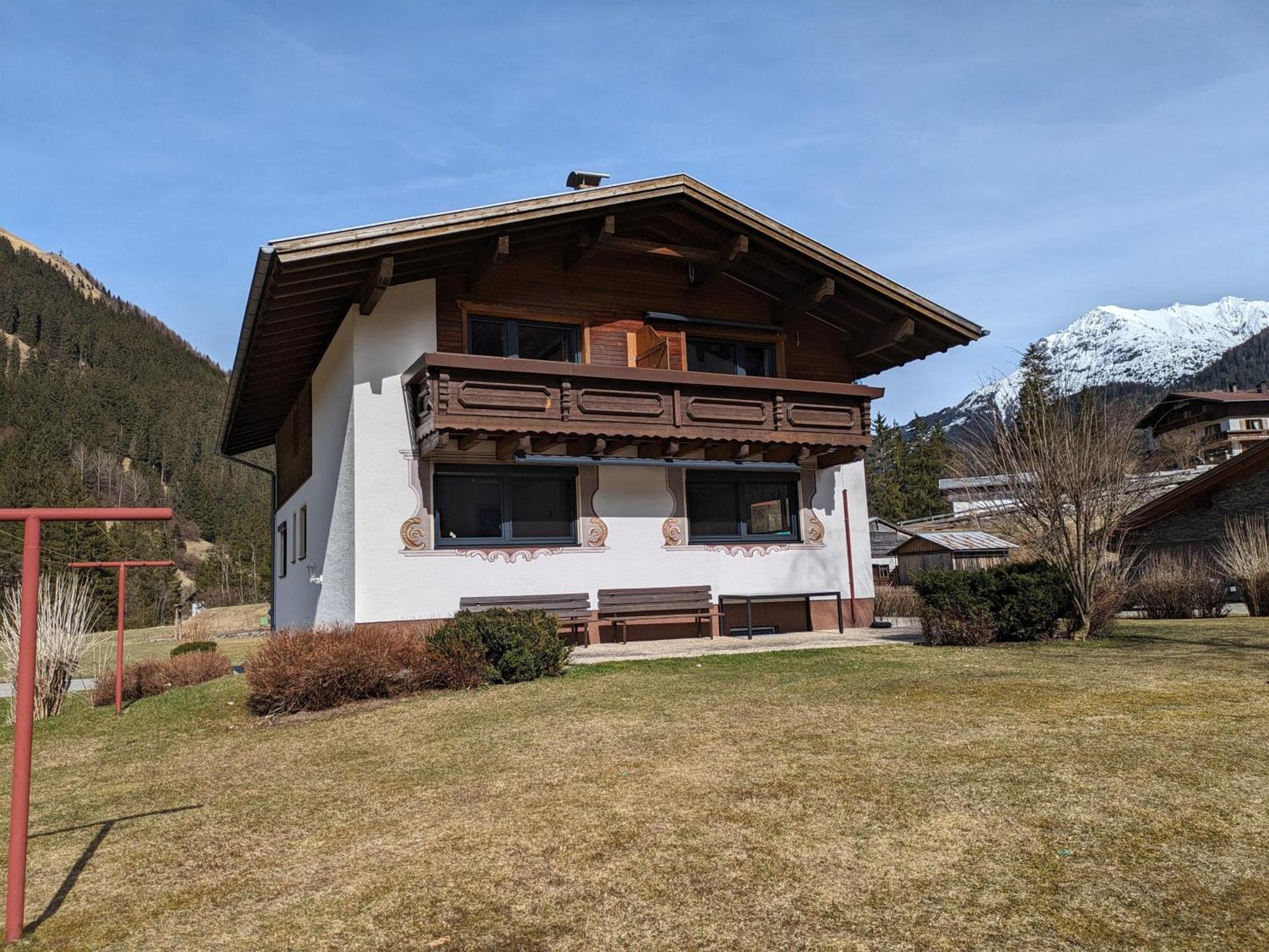 Ferienwohnung Haus Sprenger Häselgehr Exterior foto